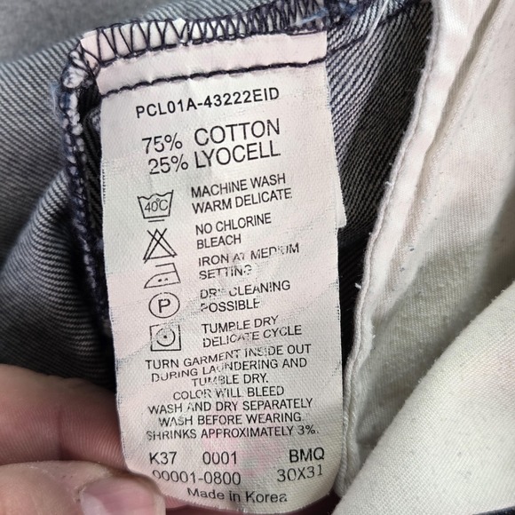 VTG Levis Engineered Jeans Mens Blue Med Wash Relaxed Twisted Fits 29x30 - Picture 8 of 16